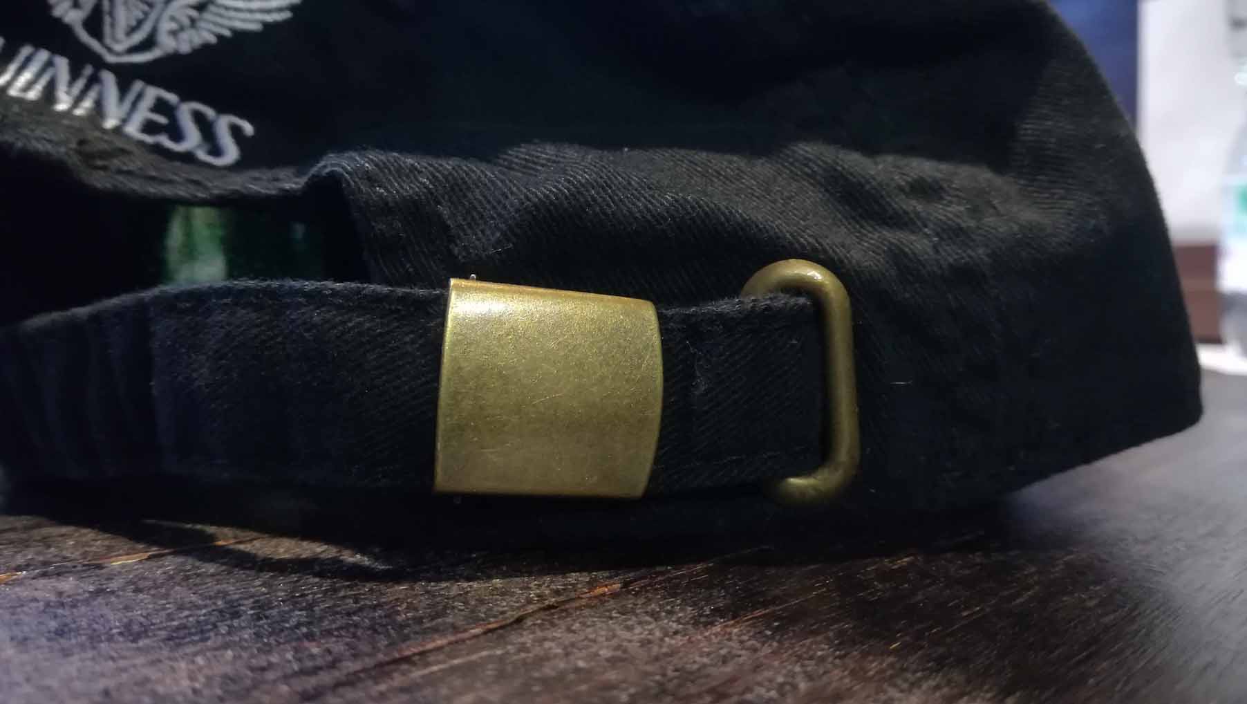 Guinness Cappellino Baseball Regolabile - Nero, Cotone Con Retro A Rete, Logo Ricamato, Collezione Signature